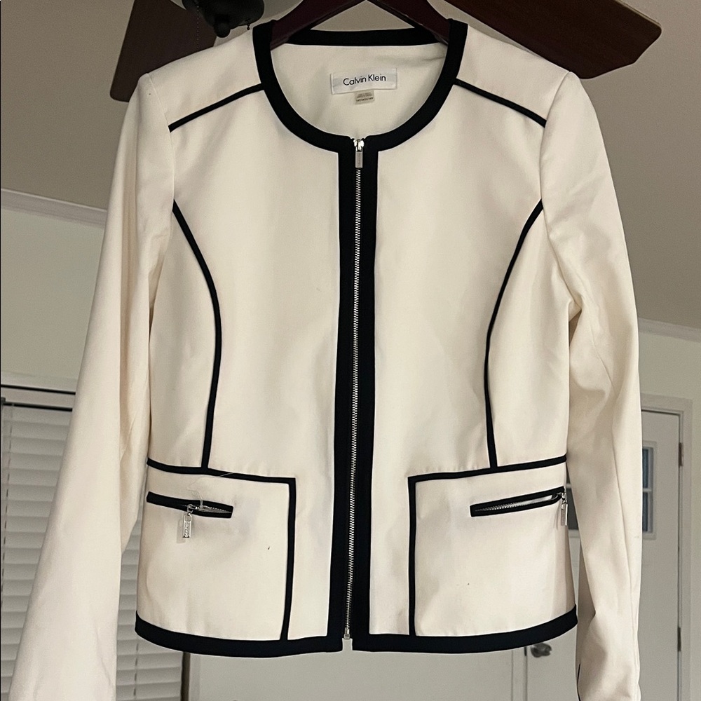 Calvin Klein Women's Ivory Blazer with Black Trim